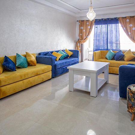 Magnifiques Appartements De Vacances ブズニカ エクステリア 写真