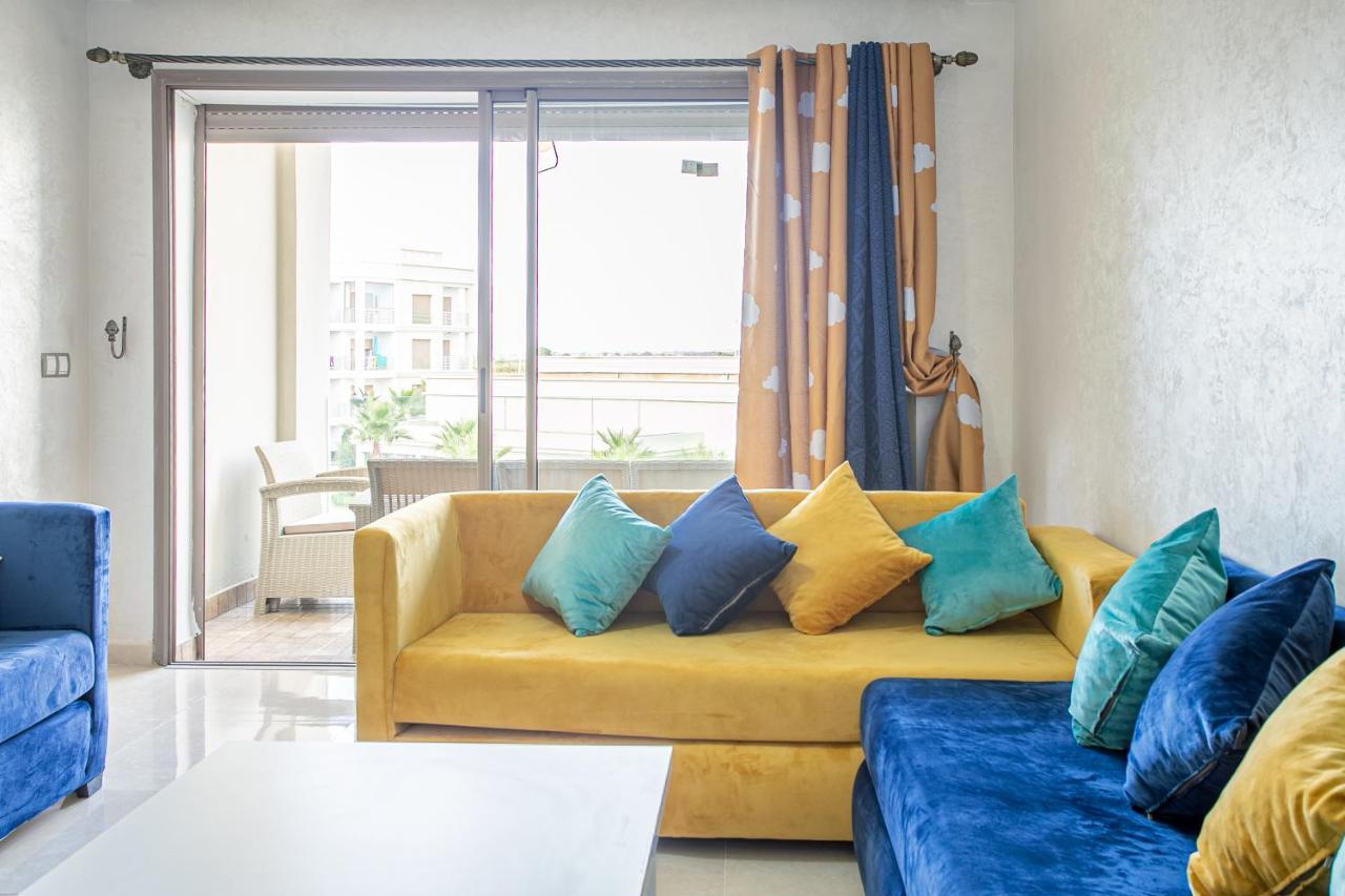 Magnifiques Appartements De Vacances ブズニカ エクステリア 写真