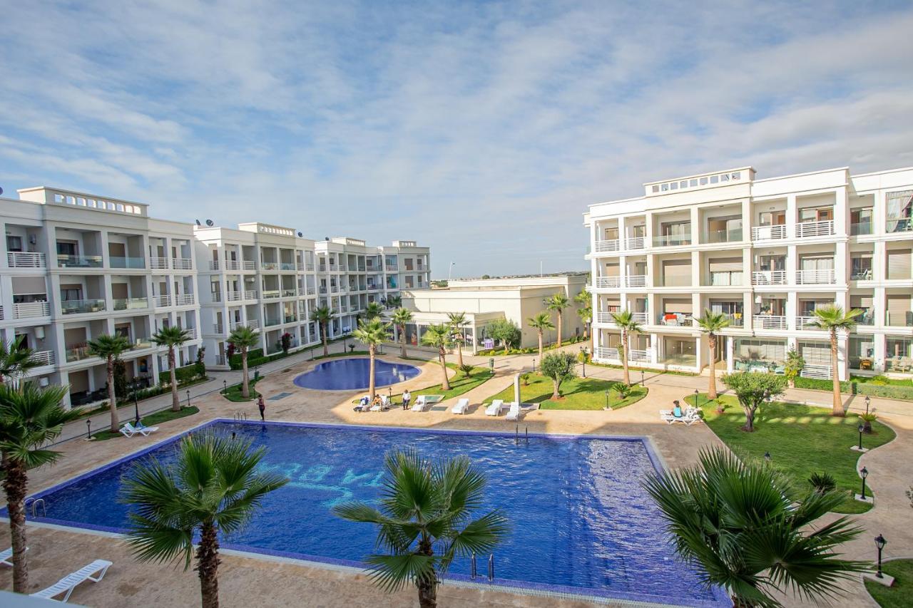 Magnifiques Appartements De Vacances ブズニカ エクステリア 写真